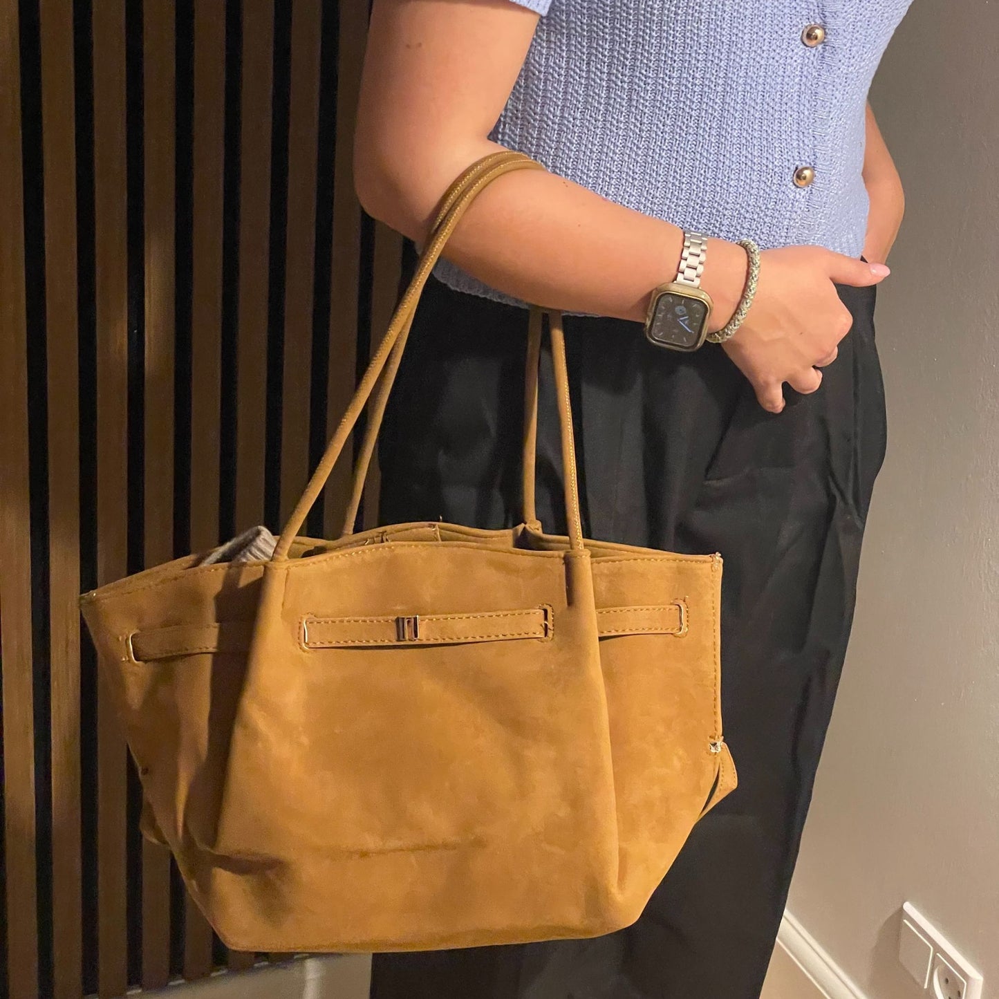 Maja – Elegant taske i ruskind-look